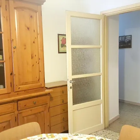 With One Bedroom In 10 Km From The Slopes Apartment *